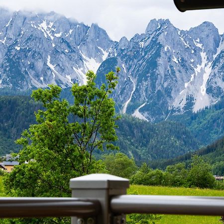 Haus Friedrich Hotell Gosau Exteriör bild