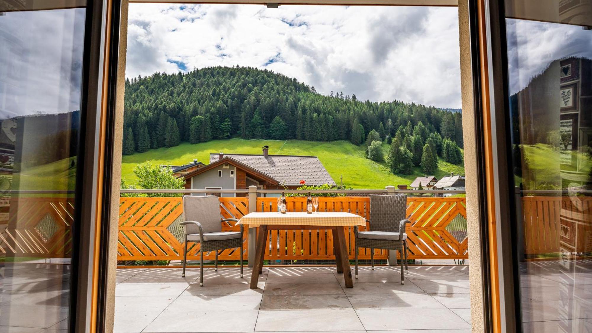 Haus Friedrich Hotell Gosau Exteriör bild